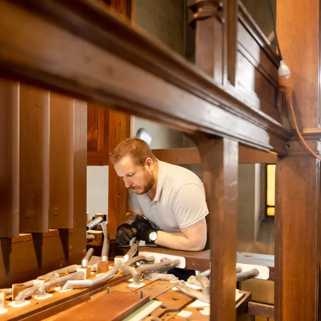Orgue Notre Dame de l'Annonciation à Bercy - Victor Mangeol, facteur d'orgues